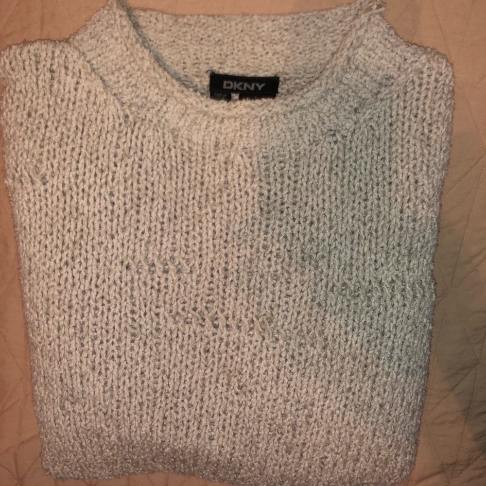 Men’s DKNY sweater. Worn a couple times